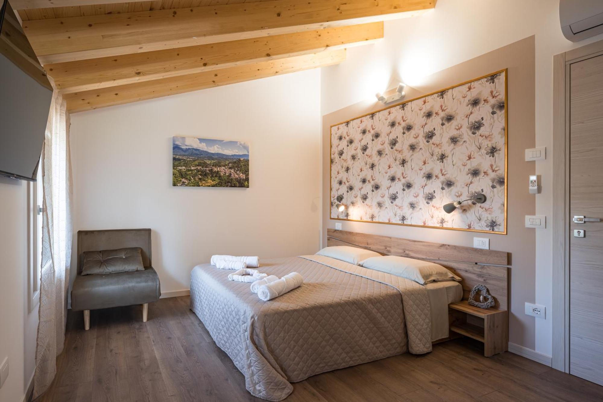 Hotel Fienile Nonna Elide Altivole  Esterno foto