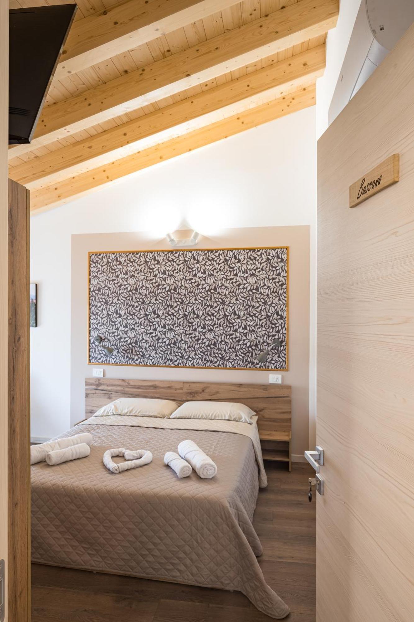 Hotel Fienile Nonna Elide Altivole  Esterno foto